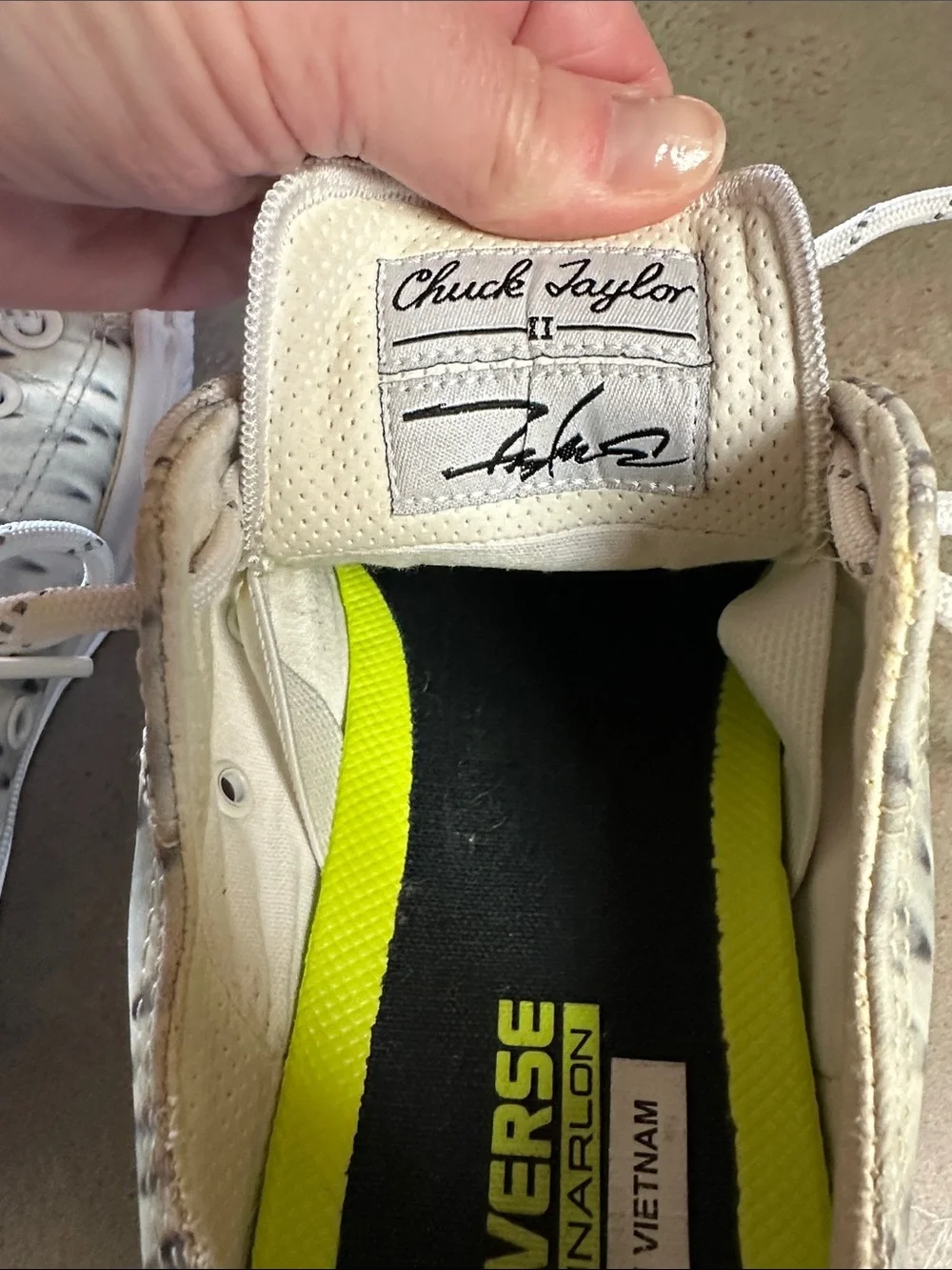Converse x Futura “Skyfall” Low-Top Sneakers in White and Neon Yellow - Picture 3 of 16